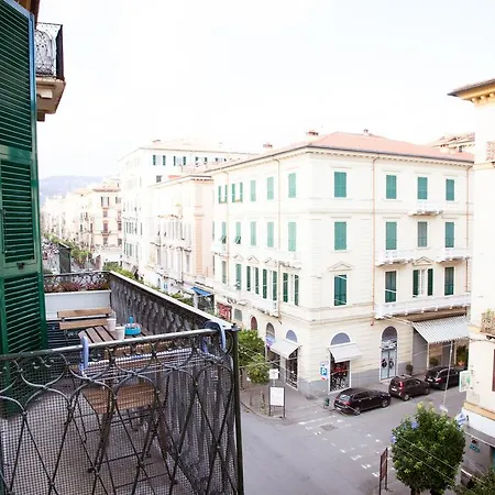 And 5 Terre Apartament *